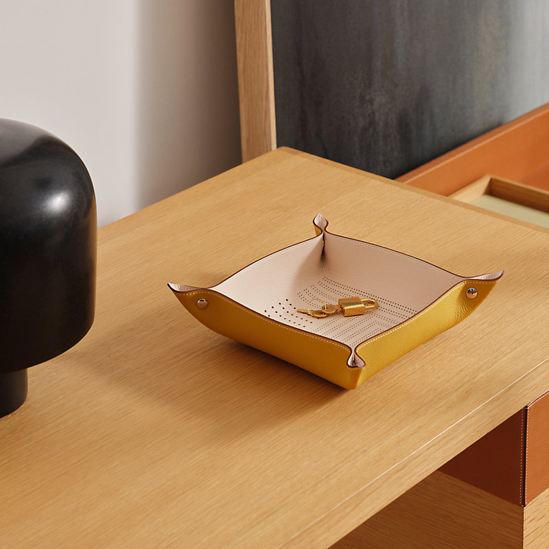 Mises et Relances Myriade change tray - Blue | Hermès Canada